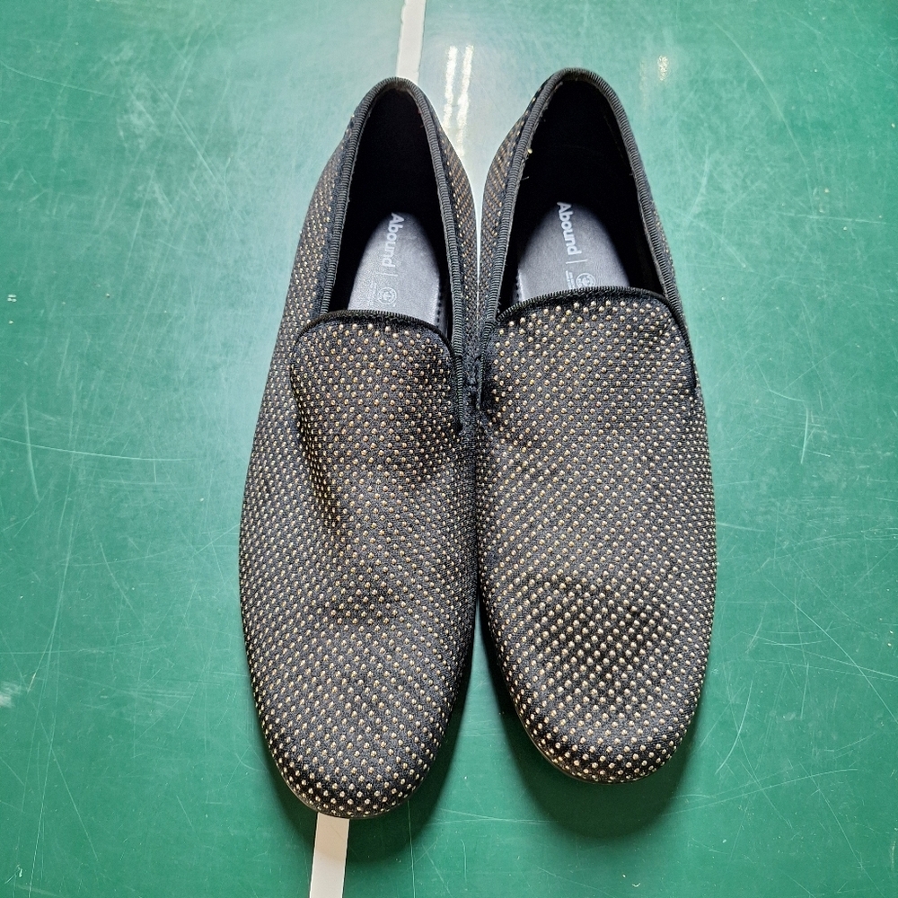 Nordstrom slip-on shoes black and gold size 9.5 Nordstrom